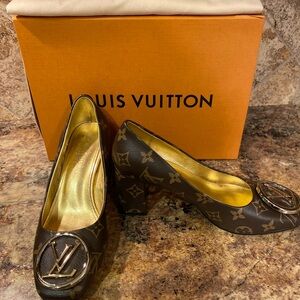 Louis Vuitton Brown Women's Shoes